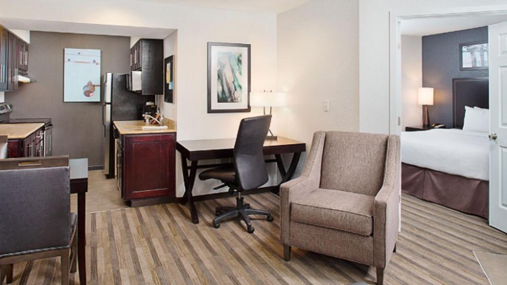 One-Bedroom King Suite interior